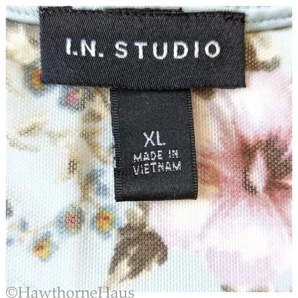 I.N. STUDIO Floral Flutter Sleeve Button Down Top Size XL Stretch Layered - Picture 4 of 7
